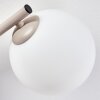 Scandinavische wandlamp Gastor met drie witte glazen bollen en zandkleurig armatuur