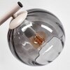 Moderne wandlamp Koyoto met drie geribbelde rookglazen bollen in clusteropstelling